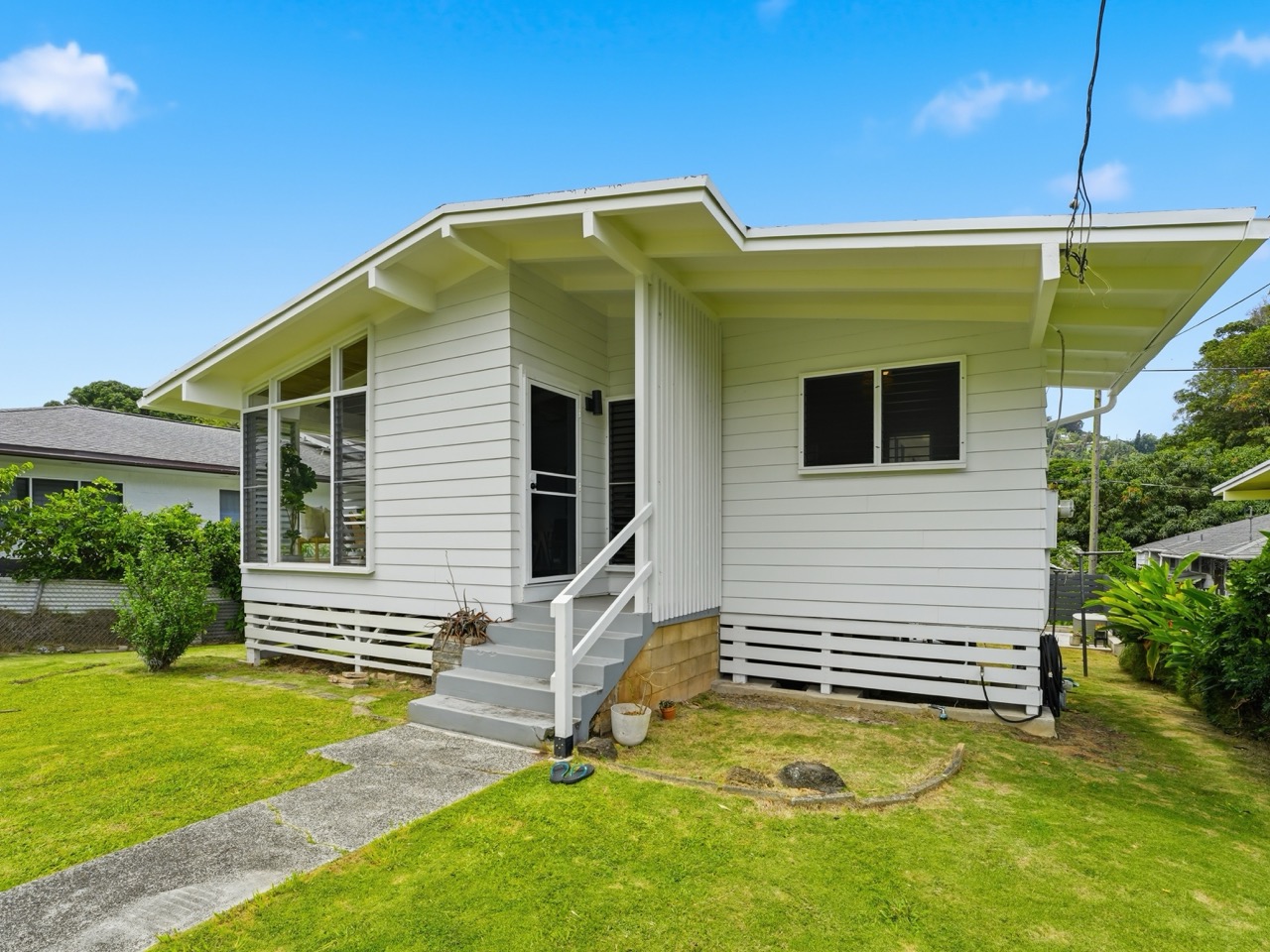 Front-side angle with walkway