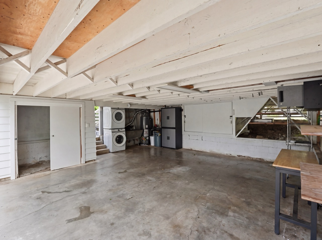 Storage and laundry area under the house